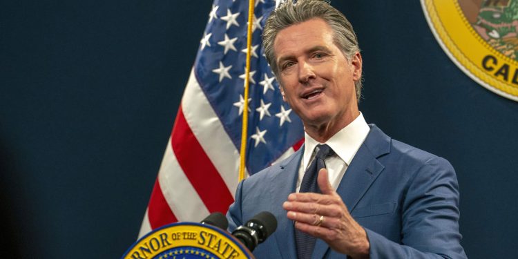 Los médicos de Arizona pueden venir a California para realizar abortos según la nueva ley firmada por el gobernador Newsom