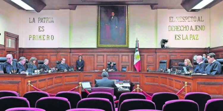 Suprema Corte avala eliminar unilateralmente contenidos de plataformas digitales para proteger derechos de autor