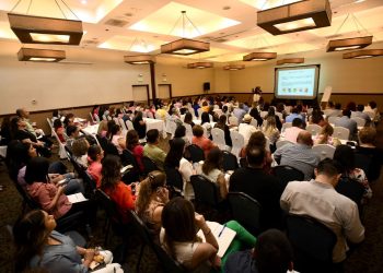 Gobierno de Sonora capacita a servidoras y servidores públicos en perspectiva de género