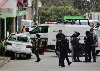 Tras tiroteo, agentes rescatan a 8 migrantes centroamericanos en Veracruz