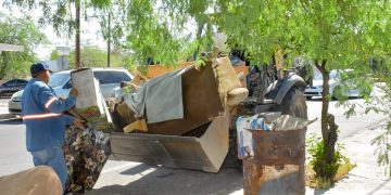 Lleva Ayuntamiento de Hermosillo jornada de descacharre a Villa de Seris y Pedregal de la Villa