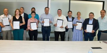 Colegios de profesionistas y organismos empresariales hacen alianza con Toño Astiazarán