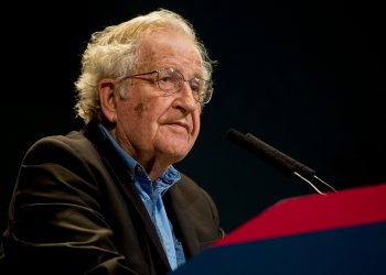 Muere Noam Chomsky, intellectual, escritor, filósofo y politólogo estadounidense