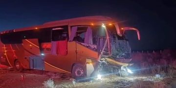 Choque de autobús deja al menos 3 muertos y 17 heridos en Sonoyta, Sonora