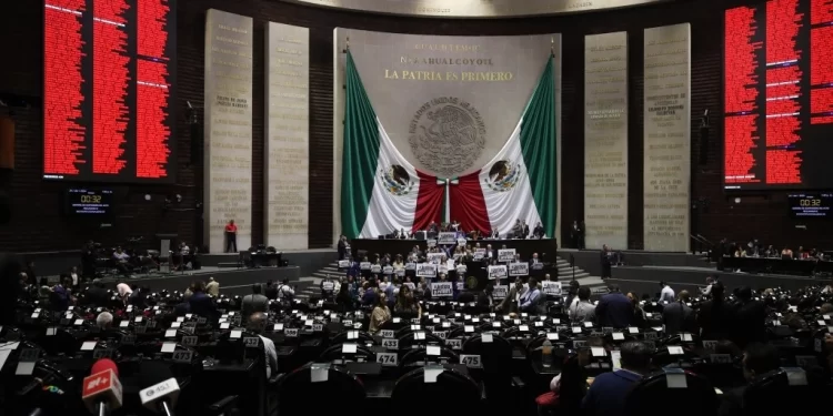 Aprueban diputados convocar a foros de discusión sobre reforma judicial
