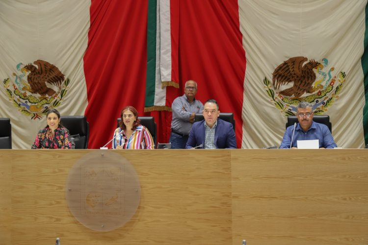 Turna Mesa Directiva asuntos a comisiones