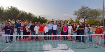 Entrega Toño Astiazarán obra ganadora del Presupuesto CRECES en Montecarlo