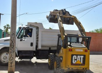 Realizan jornadas de descacharre en colonias de Hermosillo y Bahía de Kino