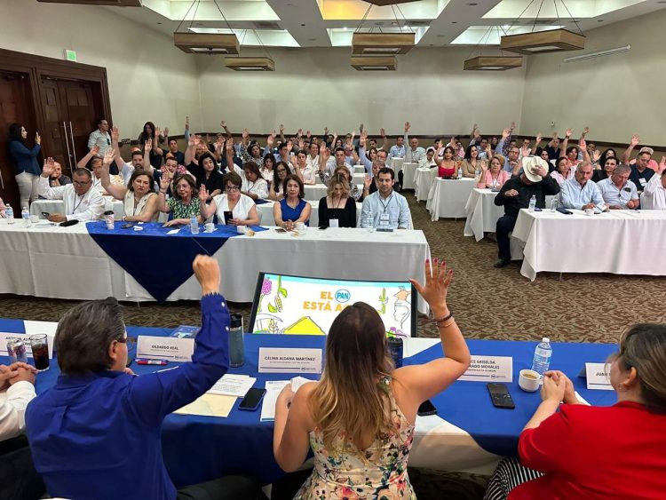 Se reúnen panistas de Sonora en sesión de Consejo Estatal