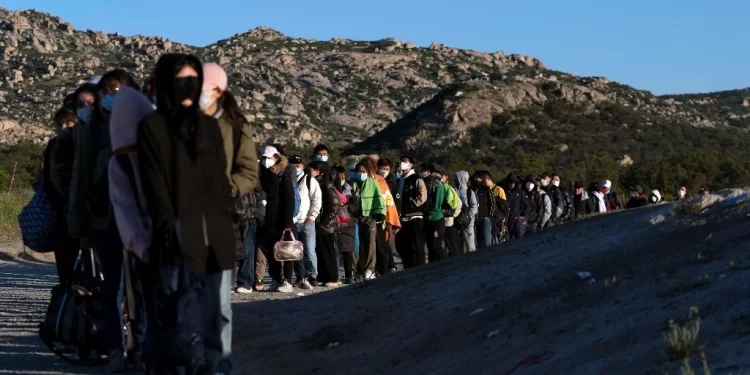 La crisis interna de EU no es culpa de migrantes: AMLO