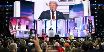 Un Trump ‘salvado por Dios’ es ungido candidato presidencial republican