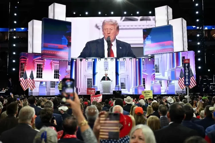 Un Trump ‘salvado por Dios’ es ungido candidato presidencial republican