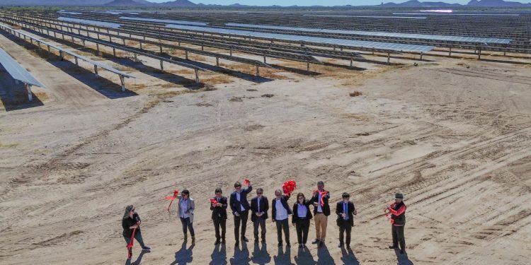 Concreta Gobernador Durazo llegada de más inversión extranjera con Plan Sonora