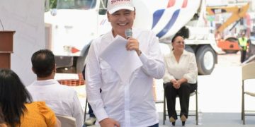 Resuelve Gobernador Durazo derrame de aguas negras en Guaymas