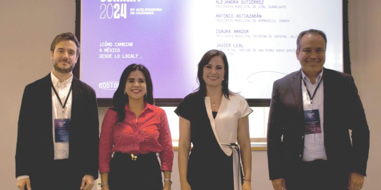 Expone Toño Astiazarán en foro internacional acciones exitosas para hermosillenses