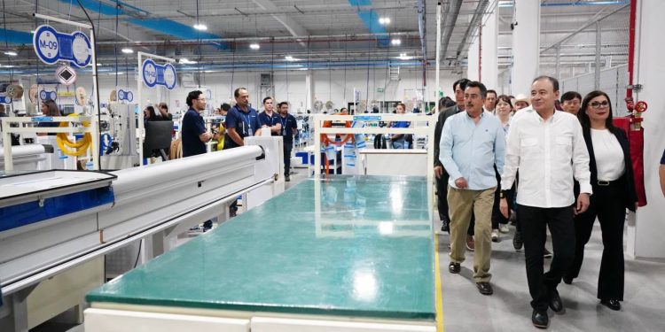 Atrae Gobernador Durazo más de mil nuevos empleos con inauguración de la planta Kyungshin México-Obregón