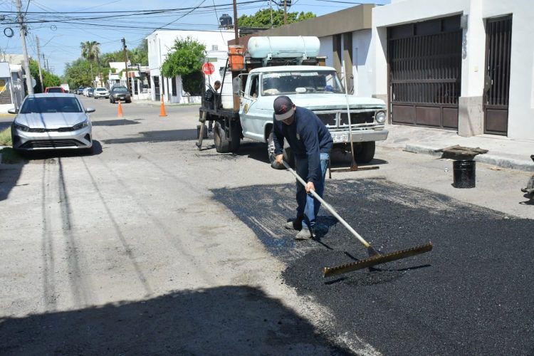 Visita “Un día en tu colonia” del Ayuntamiento de Hermosillo a vecinos de Bugambilias