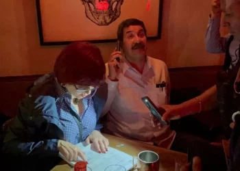 Intentan detener en la CDMX a Javier Corral, ex gobernador de Chihuahua, lo recata lka fiscalia de la CDMX