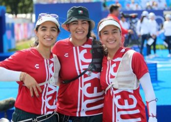 Tras ganar medalla en París 2024, la arquera Alejandra Valencia denuncia que Conade le redujo su beca