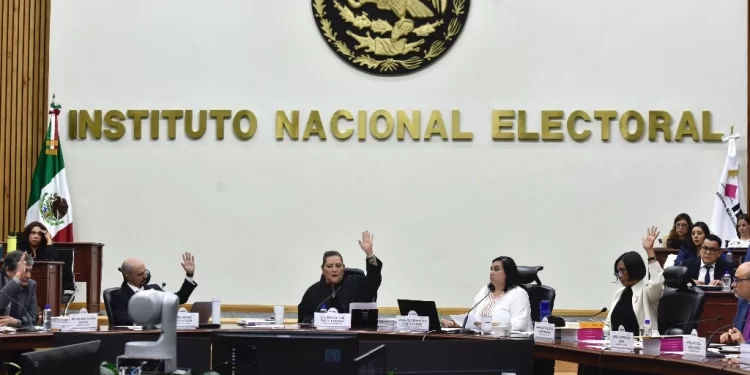 INE aprueba por unanimidad asignación de senadurías plurinominales