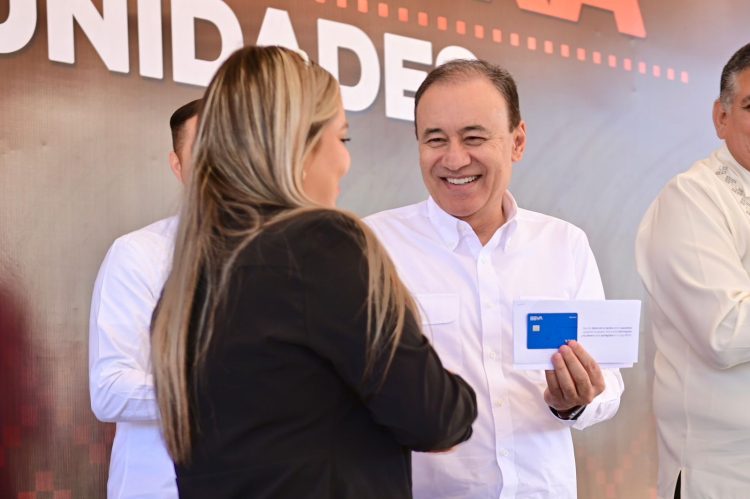 Gobernador Durazo crea el programa de becas más grande en la historia de Sonora