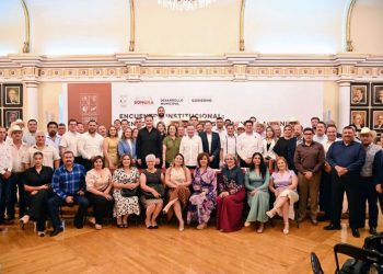 Refrenda Gobernador Durazo compromiso de gobierno municipalista en reunión con alcaldes electos