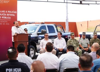 Realiza Gobernador Durazo fortalecimiento histórico en seguridad con equipamiento y entrega de patrullas