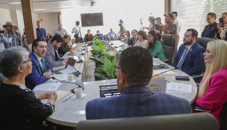 Congreso de Sonora aprueba en comisión reforma a los Servicios de Salud y minuta de reforma al Poder Judicial