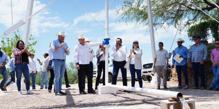 Lleva Gobernador Durazo agua a comunidades que nunca habían tenido acceso