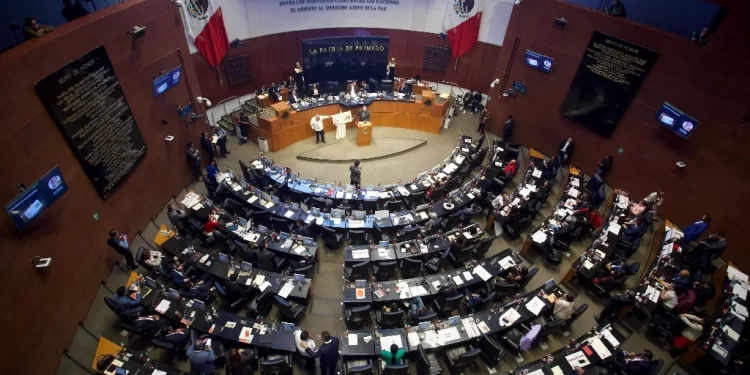 Aprueba Senado paso de GN a Sedena; turnan minuta a congresos estatales