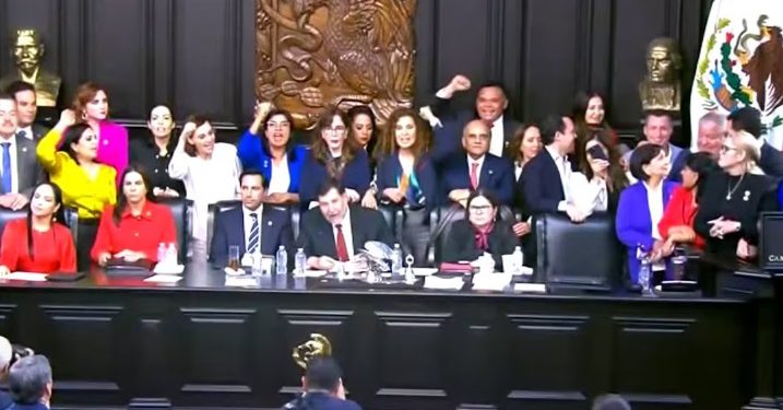 Se aprueba la reforma en el poder judicial en el Senado de México con 86 votos a favor, 41 en contra y cero abstenciones.