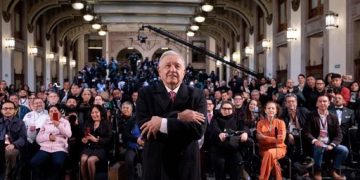 Me dediqué a servir al pueblo: presidente Andrés Manuel López Obrador