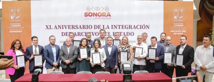 Recibe Congreso de Sonora reconocimiento al mérito archivístico