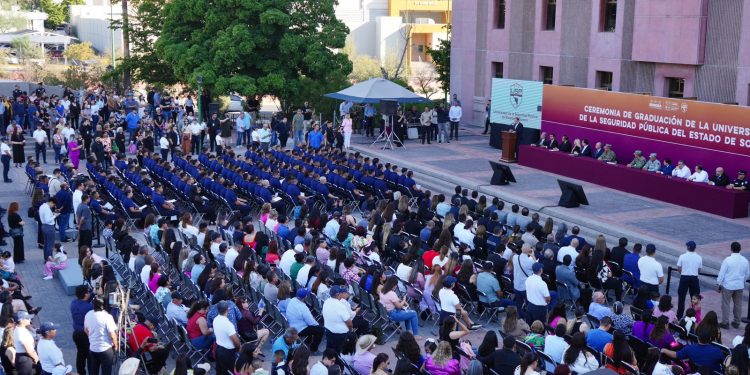 Refuerza Gobernador Durazo corporaciones de seguridad con 208 nuevos elementos