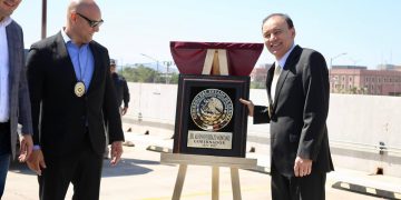Gobernador Durazo entrega reconocimientos, equipo táctico y patrullas a personal de la FGJE