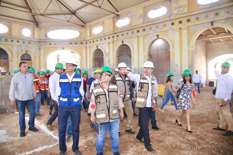 Supervisa Gobernador Durazo 75% de avance del Mercado Municipal