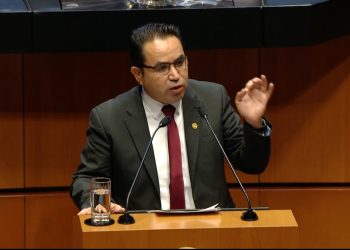 Senador Heriberto Aguilar se pronuncia a favor de las reformas al Poder Judicial en sesión del pleno del Senado