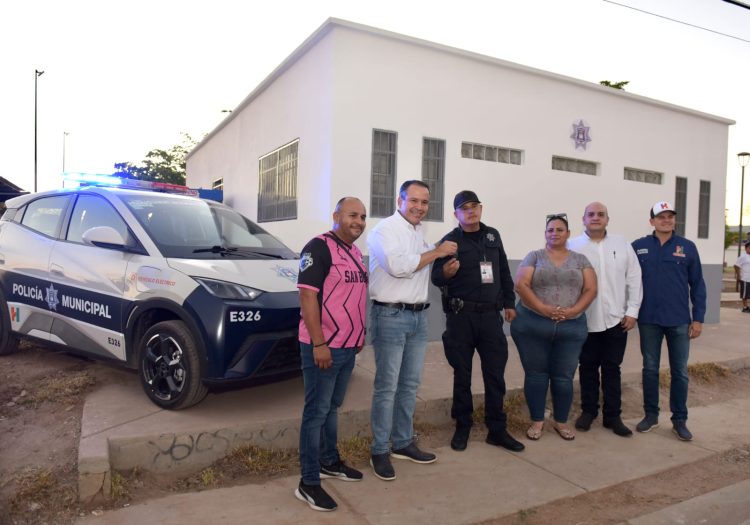 Cumple Toño Astiazarán a familias de San Bosco con Centro de Respuesta Inmediata