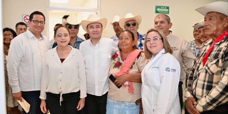 Lleva Gobernador Durazo servicios de salud gratuitos a pueblos yaquis con cinco unidades médicas