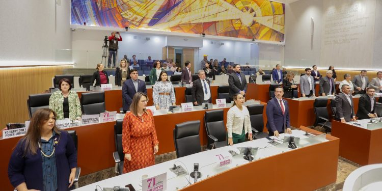 El Congreso de Sonora ratifica reformas constitucionales en materia de vías férreas y áreas y empresas estratégicas