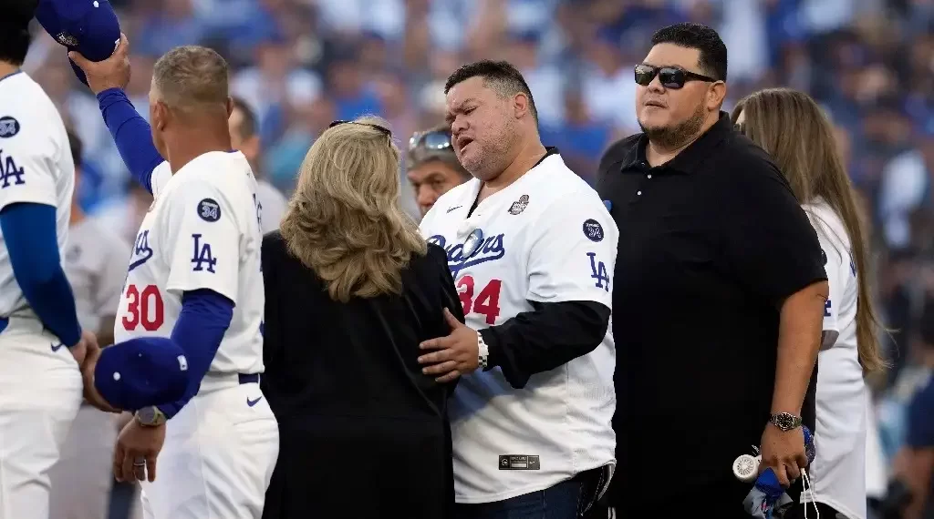 La presencia del ‘Toro’ Valenzuela domina inicio de Serie Mundial