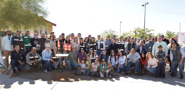 Llevan Toño Astiazarán y Patty Ruibal Hermosillo Crece Verde a La Cholla, con mega reforestación