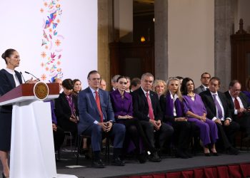 Presidenta Claudia Sheinbaum presenta consejo asesor de desarrollo económico regional y relocalización (CADERR) como parte del plan México
