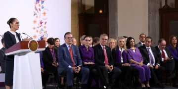 Presidenta Claudia Sheinbaum presenta consejo asesor de desarrollo económico regional y relocalización (CADERR) como parte del plan México