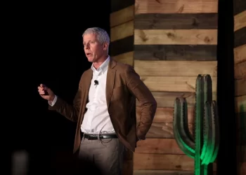 Trump nombra a Chris Wright, empresario del fracking, secretario de Energía