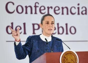 Debe Salinas Pliego pagar los impuestos que adeuda: Sheinbaum
