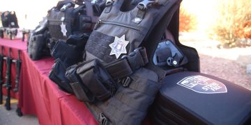 Entrega Gobernador Durazo patrullas y equipamiento de seguridad para fortalecer municipios de la sierra