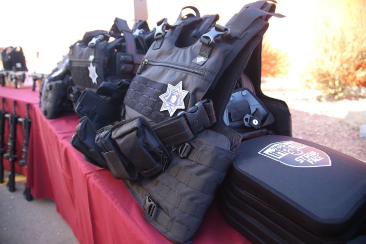 Entrega Gobernador Durazo patrullas y equipamiento de seguridad para fortalecer municipios de la sierra