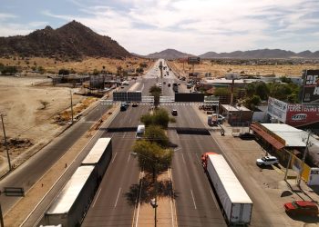 Mantiene innovación Toño Astiazarán, están listos arcos de seguridad vial con pantallas Led