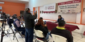 Continúa en Sonora entrega de tarjetas a nuevos derechohabientes de la Pensión para el Bienestar de las Personas Adultas Mayores; en Guaymas arranca ya